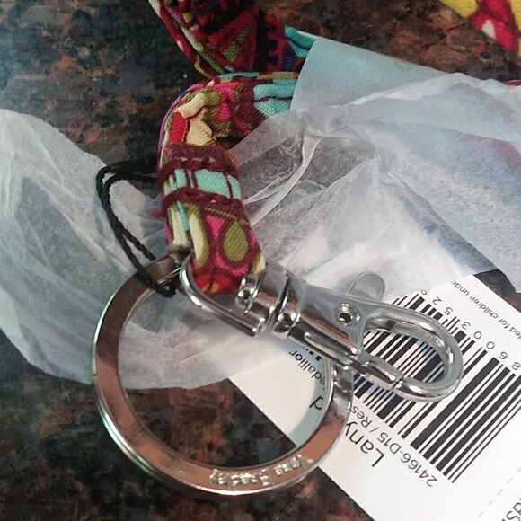 Vera Bradley Lanyard N.I P. - Picture 3 of 3